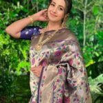 Sanjjanaa Instagram - Beautiful saree by @glorious_threads_by_divya , 💄 @ss_makeover_by_suha @sapna_beauty_and_beyond Karnataka, Bangalore