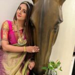 Sanjjanaa Instagram - Life is as beautiful as you can imagine it can be .. I love supporting local businesses and specially more of its headed by women , Bhargavi may you have a very bright future .. she is the founder of @sasucreations & works from her home … your saree really made me look & eternally feel outstanding & beautiful … @ss_makeover_by_suha saree draping , hair & shoot coordination , @enchanted_by_zomi 💄 @dark_emerald_0702 📷 Karnataka, Bangalore