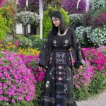 Sarah Khan Instagram - 🌺 🌸 🌹 New vlog is out 💕 Link in bio 🔝 Wearing @fillyboo Dubai Miracle Garden