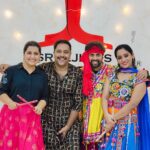 Sarayu Mohan Instagram - Happy to be a part of Navaratri celebration at @dancityindia by @sreejithdancity with @sarayu_mohan @ragimalohidakshan Panampilly Nagar