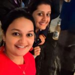 Sarayu Mohan Instagram - Chechi … love you ❤️ such a great opportunity to do a reels with you😍😍😍😍 #sarayu #sarayumohan #reelswithcelebrity #malayalamactress #melbourne #malayaleeassociationofvictoria #mav