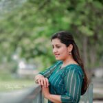 Sarayu Mohan Instagram – See who’s singing!
@jeenunazeer ♥️♥️

@_story_telle__r  shot🥰
Clad in  @lepapillonkochi5 ♥️