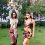 Scarlett Mellish Wilson Instagram - BLoopers Sways and Slays ❤️‍🔥❤️‍🔥❤️‍🔥 🎥 @mainiamita 💖 #reels #reelsinstagram #reelitfeelit #explore #swayxeolechudiyan #sway #k3g #viral #trend #trending #video #challenge #michaelbuble #scarlettwilson #laurengottlieb Mumbai, Maharashtra