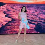 Scarlett Mellish Wilson Instagram - Introducing @casalltraining new colour capsule sustainable collection SS22! @casalltraining @endwomens @endclothing ‘Let your Inner goddess shine bright’ Casall Colour Capsule Launch UK #casall #colourcapsule #conciouschoice #endclothing #chakrahealing #yoga #yogaclothes #fitness #lifestyle #sustainability #sustainablefashion #sustainablefitness #endwomen #london @cactusandalmonds 📸 @sianleighrizo Casall’s sustainability promise, Conscious Choice. Innovation is at the core of what we do, from production, fabric and material choices and 200x washes guaranteed. . 100% of the SS22 collection therefore is made up of products produced of recycled, biodegradable or renewable raw materials and always with as little environmental impact as possible.