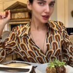 Scarlett Mellish Wilson Instagram - Anyone love sushi and want to know where the best vegan spot is in London !! @holycarrotrestaurant is your answer ! Thank me later ! #foodblogger #foodreel #influencer #london #food #beautifulfood #londonrestaurant #foodie #winelover #london #londoninfluencer #londonfoodie #foodie #foodieofinstagram #plantbasedrestaurantlondon #plantbasedlondon #veganlondon #veganfoodlondon #holycarrot #beautifulfood #collaboration