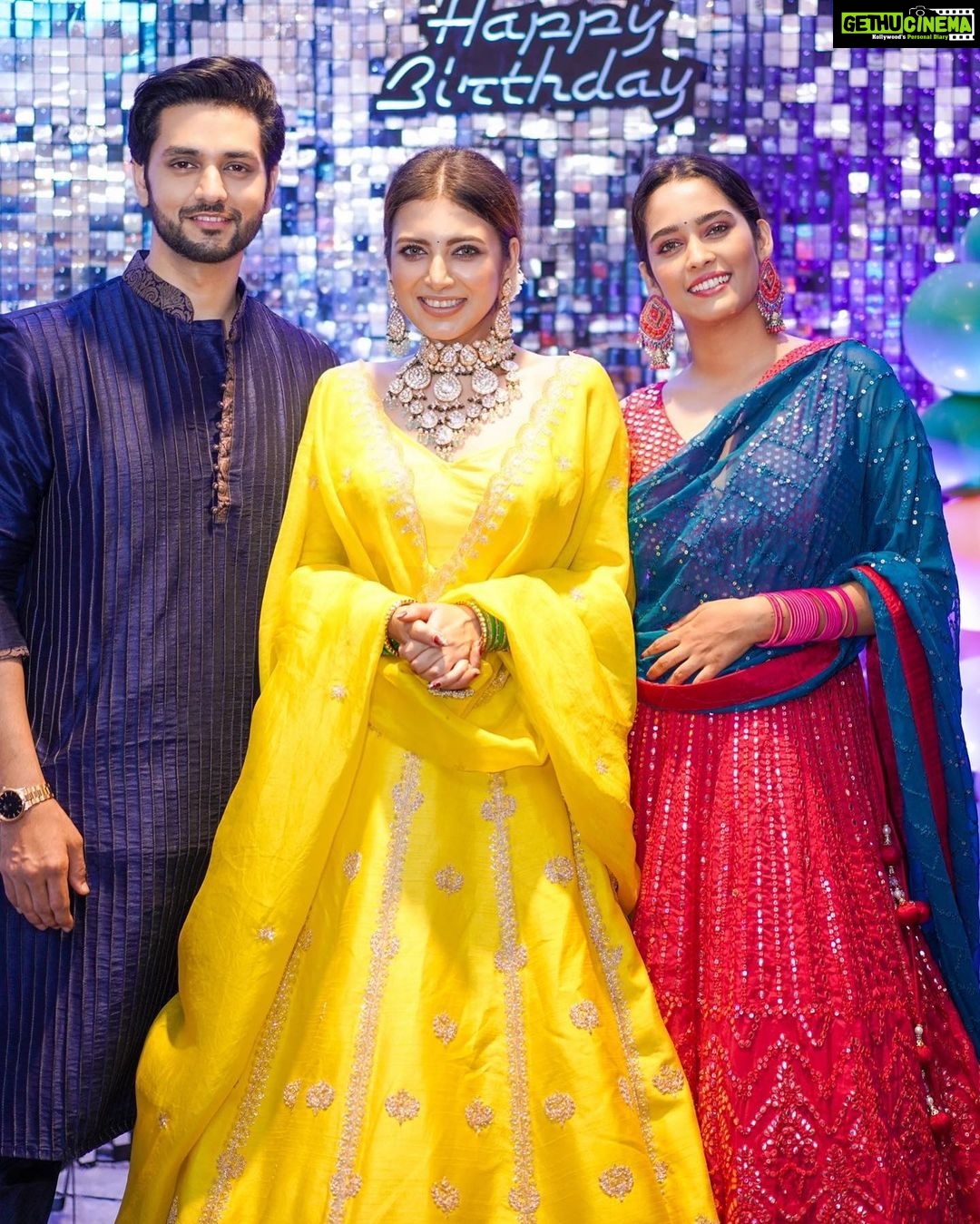 Shakti Arora Instagram - With This Beautiful Couple ♥️