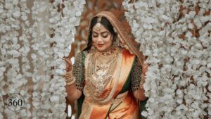 Shamna Kasim Instagram - Well I might not be the most beautiful woman in the world, nor do I possess all the traits of a good spouse, but you never made me feel any less of myself. 

You’ve adored me for who I am and never attempted to change me. It also encouraged me to work on myself to bring out the best in me. 
Today, amidst our near and dear ones you and I start this fabulous journey of togetherness. 

I know it is a little overwhelming, but I promise to be with you through thick and thin and support you forever love. ❤️🧿 

Pics: @studio360byplanj 
Events: @dmedia_events 
Saree: @brandmandir 
Blouse & shawl: @vasudevan.arun 
Styling: @vasudevan.arun 
Makeup&hair: @shoshank_makeup 
Venue: @crowneplazadeira