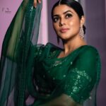 Shamna Kasim Instagram - When you feel good, you will look good… Styling: @impriyankasahajananda Costume: @issadesignerstudio Jwellery: @kushalsfashionjewellery Pic’s: @v_capturesphotography Hairstylist: @hairartistpoojagupta