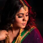 Shamna Kasim Instagram - Happy Dussehra to all my insta family 😍 Styled by: @impriyankasahajananda Outfit: @labelvishwa Jewlry: @kushalsfashionjewellery Photography: @v_capturesphotography Hairstylist: @hairartistpoojagupta Personal staff: @pranay_kohli @etvtelugu2708 #etvtelugu #dheedancingicon #lovemyjob #styledbypriyankasahajananda