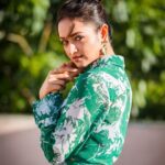 Shanvi Srivastava Instagram – cheers to all those who’re always confused with which picture to post first🫣🤷‍♀️ 💕 i love you guys! truly !! 
.
.
.
.
.
.
@smitha_prakash19 
@sahrutha_upcycle 
@vikasphotofactory 
@makeupby_ringkulaishram #shanvisrivastava