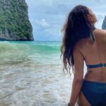 Shanvi Srivastava Instagram - Dreamt of soaking in the sun on the beach , so went and saw these pics …. felt better😬 . . . . . . #shanvisrivastava #shanvisri #phiphiisland #holidays #beachvibes #throwback #midweekmotivation