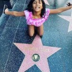 Sharib Hashmi Instagram - LA Kar Le Gal !!! Hollywood .. Walk Of Fame .. Santa Monica .. Venice Sign .. Ferris wheel .. beach .. pier .. sunset .. parivaar aur door desh mein ek aur mitra … ❤️ thank you @ruturraj_d ❤️🤗 #family #vacation #videshyatra #videsh #america #la #losangeles #hollywood #walkoffame #sunset #beach #santamonica #familytrip #trippin