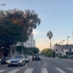 Sharib Hashmi Instagram - LA Kar Le Gal !!! Hollywood .. Walk Of Fame .. Santa Monica .. Venice Sign .. Ferris wheel .. beach .. pier .. sunset .. parivaar aur door desh mein ek aur mitra … ❤️ thank you @ruturraj_d ❤️🤗 #family #vacation #videshyatra #videsh #america #la #losangeles #hollywood #walkoffame #sunset #beach #santamonica #familytrip #trippin