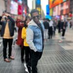 Sharib Hashmi Instagram - October Dump !!! Khumaar abhi bhi baaki hai @nasreenhashme ❤️ #MondayMotivation to plan another trip ❤️ #USA #america #familyvacation #Dallas #LosAngeles #NewYork #LA #nyc #family #familytime #centralpark #timessquare #statueofliberty #hollywood #thefamilman #October #octoberdump #birthdaymonth