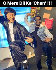 Sharib Hashmi Instagram - @madametussaudsusa ke atrangi adventures ❤️🕺🏻 
 
Whattay Fun !!! 

Pic Courtesy: @nasreenhashme ❤️🤗

#madametussauds #Newyork #us #HrithikRoshan #JackieChan #AudreyHepburn #Stanlee #JohnHamm #MarylinMonroe #Kingkong #RobinWilliams #BradPitt #Nun #fun #family #vacation #ınstagood #instadaily #USA #TimesSquare