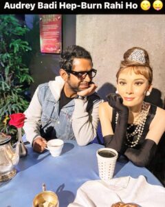 Sharib Hashmi Instagram - @madametussaudsusa ke atrangi adventures ❤️🕺🏻 
 
Whattay Fun !!! 

Pic Courtesy: @nasreenhashme ❤️🤗

#madametussauds #Newyork #us #HrithikRoshan #JackieChan #AudreyHepburn #Stanlee #JohnHamm #MarylinMonroe #Kingkong #RobinWilliams #BradPitt #Nun #fun #family #vacation #ınstagood #instadaily #USA #TimesSquare