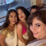 Sherin Instagram - Girls gone wild-ish! #sherin #girls #saree #love #reels #feelitreelit