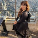 Sherin Instagram - New York 🗽 #sherin #newyork #empirestatebuilding #travel #fun Empire State Building