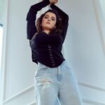 Shirley Setia Instagram - 🐼 Corset by @selvagestory.co Denim by @freakinsindia Styled by @sayali_vidya Assisted by @stylefilebysonali Hair @hairbydrishya Makeup @malcolm_m_fernandes Shot by @rohnpingalay