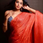 Shivani Rajashekar Instagram – Few more !!!
Wearing @nallamz 
Styling @priyankaarik 
Pc @ijoshuamatthew
Jewellery @arikatelier