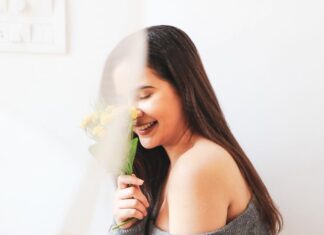 Shivshakti Sachdev Instagram - It's my Birthday Month💜 And now we are a family of 600k. I am glad during this time our family is growing. We are becoming stronger and attracting positivity. Thank you to each one of you for being so kind and helpful. Thank you for always being there and making me stronger. Thank you for supporting me in everything I do and thank you for being you. We are going to grow more stronger and I am trying my best to be there for all of you and helping as much as I can. I am always there and tightest HUG to my Virtual Family. God and Time please be Kind. Grateful for each day, Grateful to have you all. I am just a DM away. #600k #thankful #grateful #birthdaymonth #love #happiness #mine #thankyougod #thankyoutime #bekind #love #bigfamily #bethere #love #tightesthug #indianyoutuber #youtubeindia #skincare #makeup #vlogs #yay #mine #contentcreator