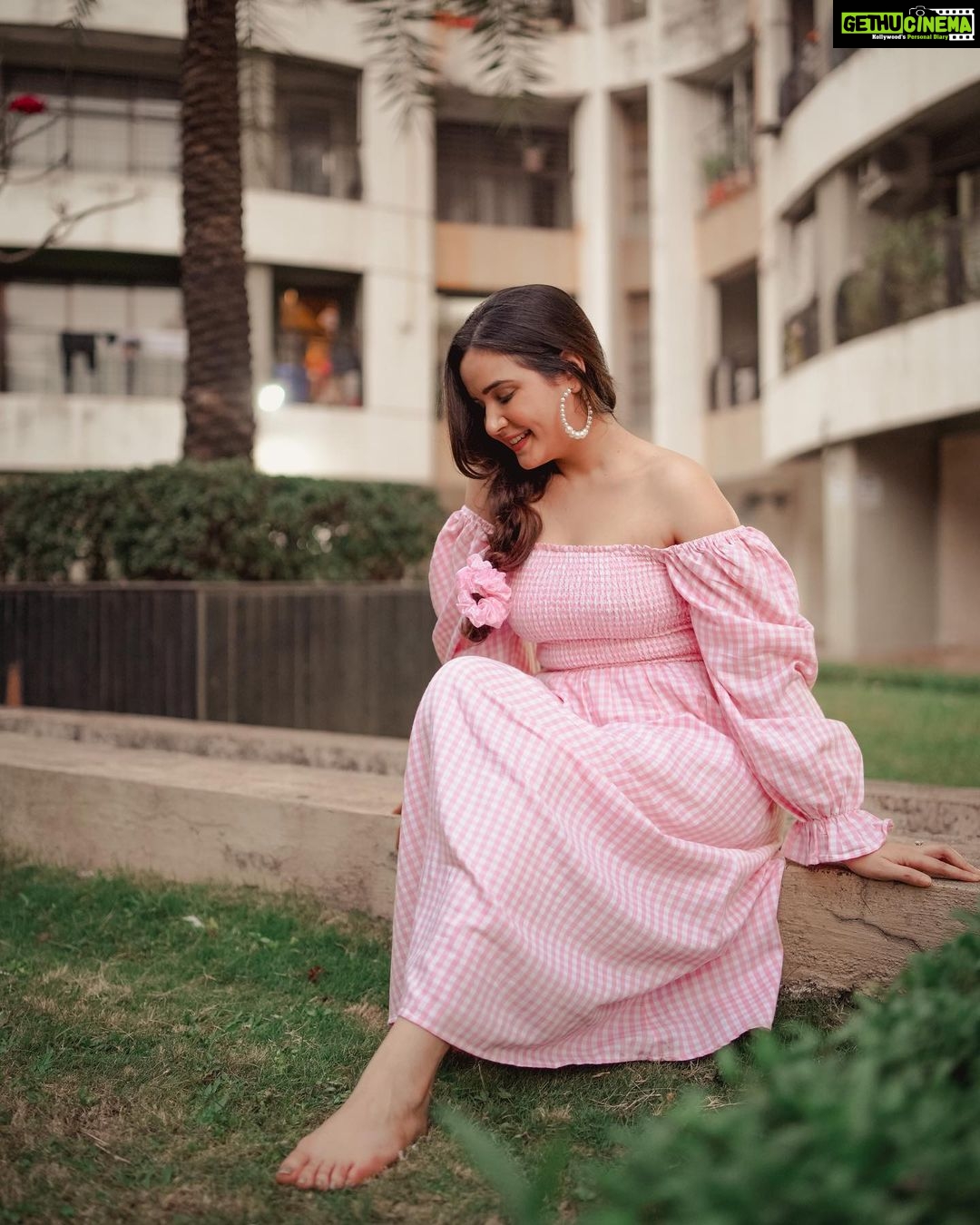 Shivshakti Sachdev Instagram - Happy Thursday!!! Its STORY TIME : So I am asked a lot of times how I got into Acting and I always tell everyone I believe I was born to be infront of camera. So when I was 9 years , my dad got a call from an Agency that if they want their child's photo in a magazine they will have to pay a certain amount ( I think around 5k ) which will include portfolio and photos in some magazine. And I was the one who was always posing and dressing so dad decided to go for it, I did my portfolio ( someday will definitely post those pictures ) Later after few weeks we got to know that the agency was a fraud and took all the money and ran !! We laughed , we did !! But then I had my pictures in my hand and Then started giving audition . That's how it started. If that wouldn't have happened I would have never tried for acting because I would never know from where to start. I am really glad that happened. Different phases of life makes you learn different things and some failures or some frauds are actually your profit. And after few years , we shifted to Mumbai and story continues next Thursday. #storytime #thursdaystorytime #storytimewithSS #storytime #indianyoutuber #youtubeindia #howibecameanactor #like #share #grateful #stories #indianfamily #thankful #blessed #mine #myjourney #mystory #love #life #blessing #yay #acting #actor #youtuber #influencer