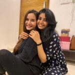 Shivshakti Sachdev Instagram – Happy Happy Birthday !!!
Remember my girl, You Matter. 

Can’t wait to give you the tightest hug !! You’re being missed and I love you to the moon and back.

#happybirthday #sisterfromanothermother #love #thankful #grateful #blessed #mine #yay #happybirthdaysister #happybirthdaytoyou #yay #lockdownbirthday #thankyouforbeingmine #loveyoutothe🌙and🔙