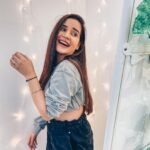 Shivshakti Sachdev Instagram - OuTfit of the Day! Checking out myself 100 times before I leave the house, do you do that too? Top: Zara Jeans: Zara #obsessed #thankful #grateful #checkingout #beforeleavingthehouse #today'slook #ootd #blessing #mine #thankyougod #outfitoftheday #outfitinspiration #fashion #indianyoutube #youtubeindia #smile #beyou #beblessed #thanku #okbye