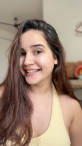 Shivshakti Sachdev Instagram - Saturday Skincare Tips Right way to wash your Face! #skincarereels #facialskincare #skincaretip #facewash #tipsskincare #treatyourskin