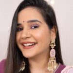 Shivshakti Sachdev Instagram - I am feeling all festive ready and you can create this festive look with all Lakme products and can be absolutely festival ready too!! •Absolute Blur Perfect Primer •9to5 Primer Matte Foundation •Absolute Infinity Eyeshadow Palette •Absolute kohl Ultimate Kajal •Eye-conic curling Mascara •Absolute 3D Matte lip color and gloss #festiveseason #festivemakeup #festivetime #festivevibes #diwali #festivewear #festivecollection #lakme #festivetime #absoluteready #lakmeready #lakmeindia #love #makeup #getreadywithme #grwm #celebrate #family #thankful #grateful #trending #instagram #instagramfestival #festivemood #festive2020 Shot and edited by @cbfilmz_ Wearing @bunaai Jewellery @shinewithusalways
