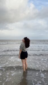 Shivshakti Sachdev Instagram - If you feeling low, hear this! #thankful #grateful #blessed #blessing #mine #yay #just #besttimes #yay #happydays #beachday #nomondayblues #mondaymotivation #love #life #yay #instagram #feelitreelit #feelkaroreelkaro
