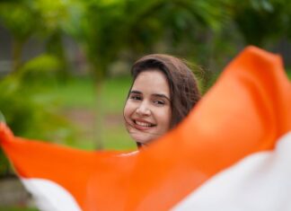 Shivshakti Sachdev Instagram - Happy 75th Independence Day! Let's Be a Good Citizen and Let India be Proud of Us. Jai Hind 🇮🇳 #75thindependenceday #independenceday #Indian #India #Indianyoutuber #youtubeindia #like #share #love #life #instagram #happy #proud #proudtobeindian #celebrate #eachday