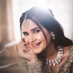 Shivshakti Sachdev Instagram - 🌙 Eid is around the corner and I decided to try out something new. @pratishthaarora my talented , beautiful friend came on board and made me look like a Dream. This look got my heart and she can make you look the best on your special day. Check out her page @pratishthaarora for more. Makeup and Styling @pratishthaarora Hair @deepartsy Outfit @mahparakhanofficial by @esdecouture Jewels @rathodjewellersofficial