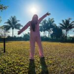 Shivshakti Sachdev Instagram - Sukoon !! Waking up early just to the beautiful Sunrise is my favourite part of the holiday! NightSuit @amarememoire #sunrise #happiness #happydays #just #life #wakingup #sukoon #early #instagram #staycation #glow #me #mytime #love #life #yay #happytimes #thankyougod #thankyou #gratefulheart #peacefulmind