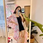 Shivshakti Sachdev Instagram - I really need to learn how to take Mirror Selfies. #mirrorselfies #mondayblues #thankful #grateful #blessed #blessing #mine #vibes #november #selfies #instagram #ootd #outfitoftheday #yay #happydays #peacefulmind