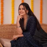 Shivshakti Sachdev Instagram - Diwali vibes 🪔 ⁣ I am super excited for the festive season. Watch my Youtube videos, I have shared makeup looks , festive hair and skincare also shopping hauls. ⁣ ⁣ #mood #makeuplife #makeupobsessed #goodvibes #positive #skin #makeuptime #makeuponpoint #tutorial #makeupoftheday #happier #makeupgoals #youtuber #makeuponfleek #sohappy #mask #shop #makeupblogger #makeuplover #goodmood #skiioriginal #smiling #seasons #youtubers