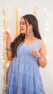 Shivshakti Sachdev Instagram - Abhi dil bhaara nahiii !! #feelitreelit #feelkaroreelkaro #thankful #grateful #blessed #like #share #smile #glimpse #indianoutfits #outfits #indianoutfit #indianfestival #festivalsofindia