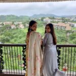 Shivshakti Sachdev Instagram - Happy Rakhi !!! Grateful🧿 #grateful #blessed #blessing #rakhi #rakhilook #rakhioutfit #like #share #subscribe #thankful #grateful #mine #yay #lucknowi #getaway #lonavala #family #love #life #rakhiwithfamily