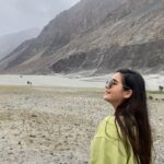 Shivshakti Sachdev Instagram - Nubra you got my heart !!! #leh #ladakh #nubra #travel #mountains #feelitreelit #trending #like #share #instagram #indianyoutuber #youtubeindia #trends #nubravalley #valley #yay #heart #travelwithme #travelling #travelphotography