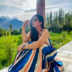 Shivshakti Sachdev Instagram - I can't believe I have become a morning person. You have so much more time for yourself when you get up early, it just makes me happy because I love spending time with myself. If I can, you can too! #thankful #grateful #morningperson #mornings #sunrise #yay #smile #sunriseoftheday #leh #nubra #ladakh #travelwithme #travelblogger #indianyoutuber #youtubeindia #like #share #valley #earlyriser #riseandshine