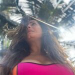 Shonali Nagrani Instagram – Cover me in sunshine:)
#swimwear #seimwearfashion #swimsuit #beachwear #beachvibes #sunnyday #sunshine
