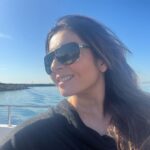 Shonali Nagrani Instagram – Flared up:) @nehakalraabathla 
#sunshine #sunlight #capetown #southafrica #waterfront #boatride #boat