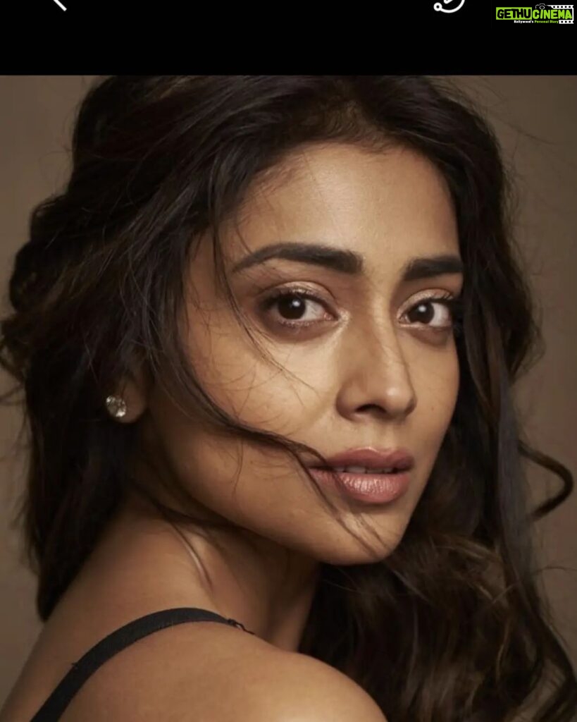 Shriya Saran Instagram - Throwback , when I shot these fun pictures with @manasisawant Styles by @rajattangriofficial Makeup @makeupbymahendra7