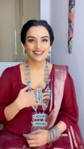 Shweta Menon Instagram - Amma show 
Mazhavil Award. 
@shwetha_menon @sijanmakeupartist @___namitha.___ @sibinrajutom 

Saree: @thebrandstorebyfebitha 

Blouse : @fara_designs 

Ornaments @anokhi_priyakishore 
#mazhavilmanorama #ammamazhavil #shwethamenon #malayalamfilm #malayalammovies #keralamakeupartist #indianwedding #indianmakeupartist #saree #hairstlyes 
#sijanmakeupartist