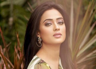 Shweta Tiwari Instagram - 🍃🍃🍃🍃 @amitkhannaphotography @stylingbyvictor @sohail__mughal___ @rubans.in @durgedeepak76
