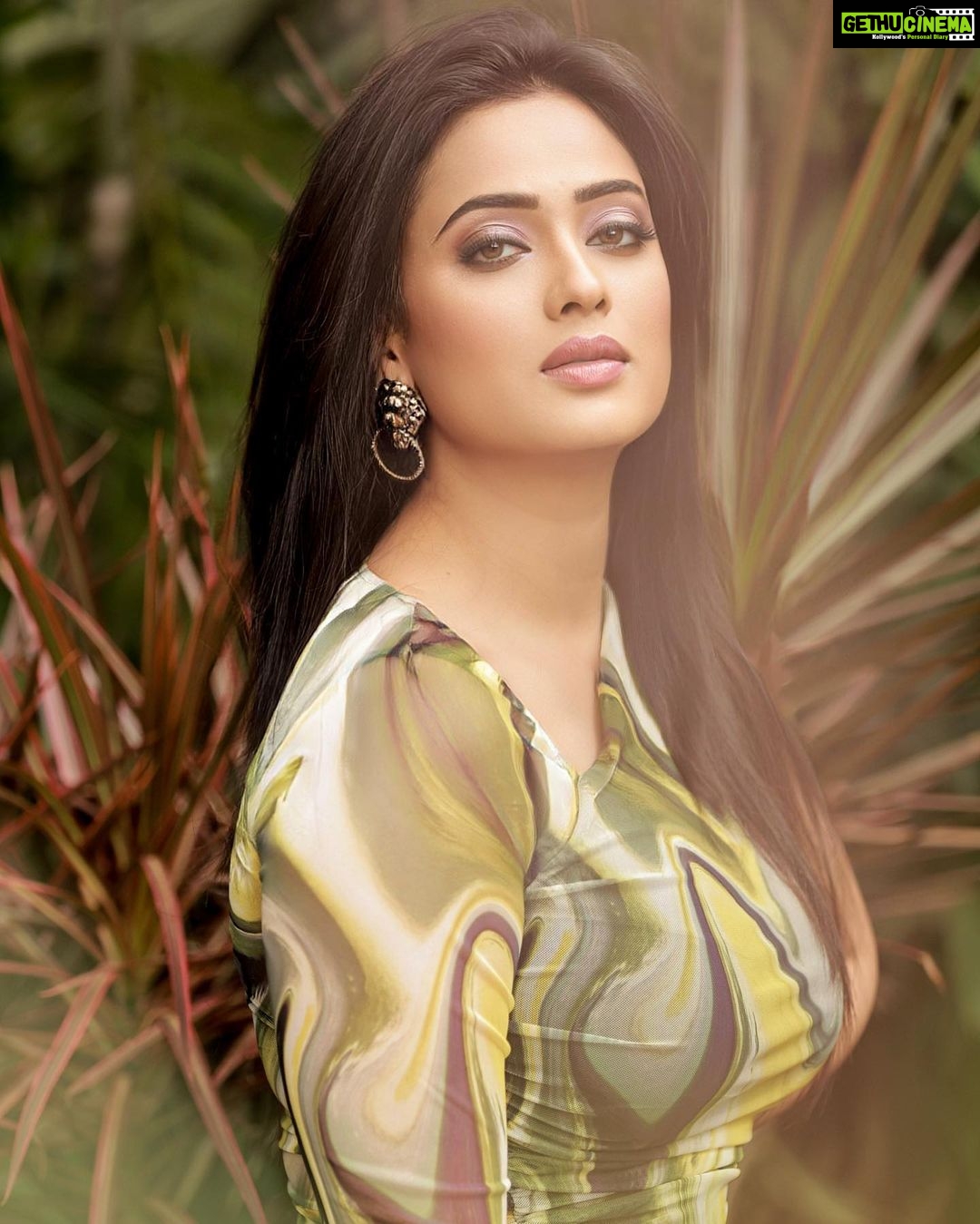 Shweta Tiwari - 447K Likes - Most Liked Instagram Photos