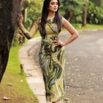 Shweta Tiwari Instagram - 🍃🍃🍃🍃 @amitkhannaphotography @stylingbyvictor @sohail__mughal___ @rubans.in @durgedeepak76