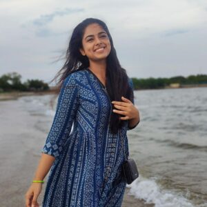 Siddhi Idnani Instagram - the joy of exploring new cities.. and their beaches! 🥰🏝