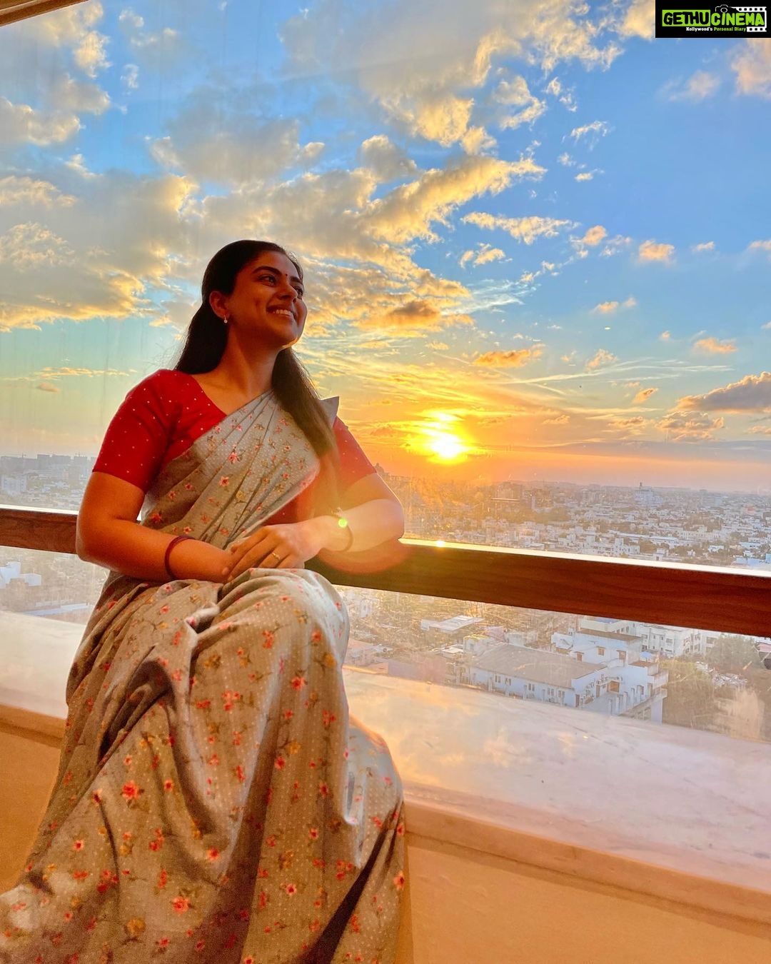 Siddhi Idnani Instagram - #VenthuThanindhathuKaadu is yours…🤍 Chennai, India
