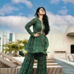 Siddhi Idnani Instagram - feeling the greeens , cause we’re watering the grass we’re standing on💚🦚 Photographed by : @deepak_durai_photography Styled by: @romamamiaa Outfit: @deeveecouture Hair : @priya_durai_makeoverartistry Outfit PR: @devampandeyofficial